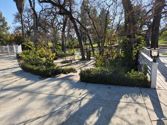 2140 Pennington Ct, Stockton, CA 95207