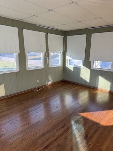 415 Hawkins Rd, Clarksville, TN 37040