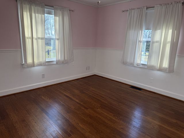 415 Hawkins Rd, Clarksville, TN 37040