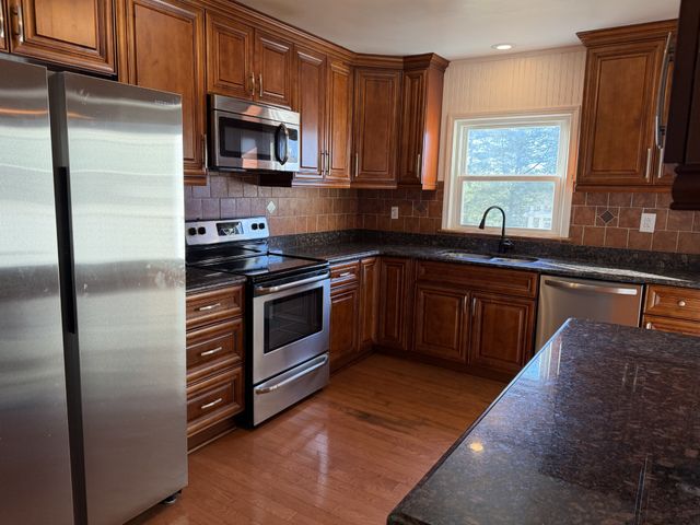 415 Hawkins Rd, Clarksville, TN 37040