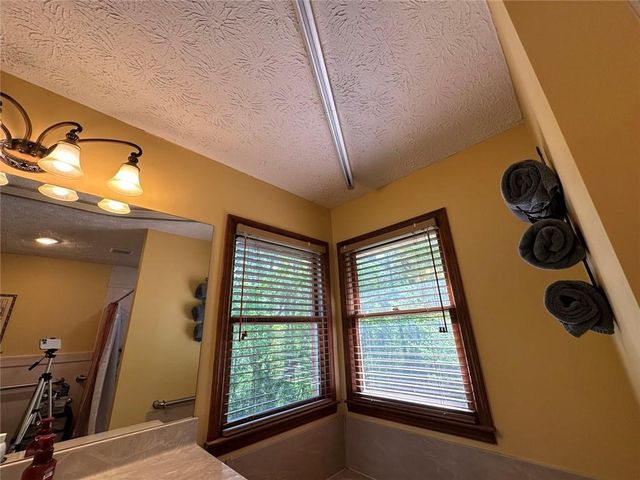 450 Lucas Road, Cartersville, GA 30120
