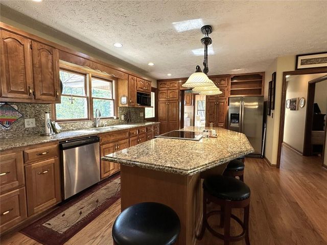 450 Lucas Road, Cartersville, GA 30120