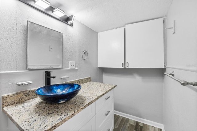 128 W NORTH STREET, Tampa, FL 33604