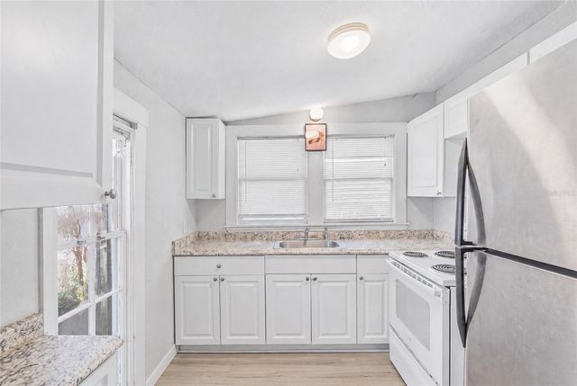 128 W NORTH STREET, Tampa, FL 33604