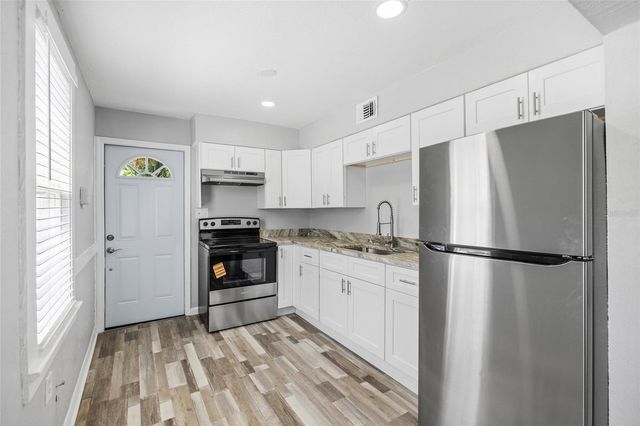 128 W NORTH STREET, Tampa, FL 33604