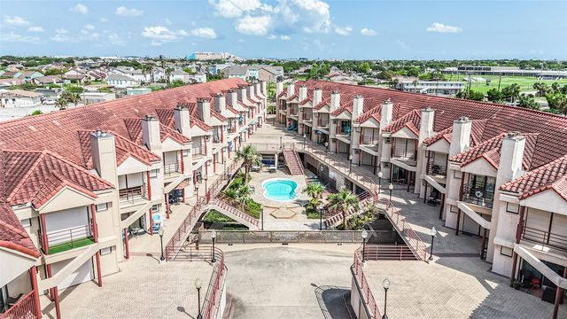 7312 Seawall Boulevard 103, Galveston, TX 77551