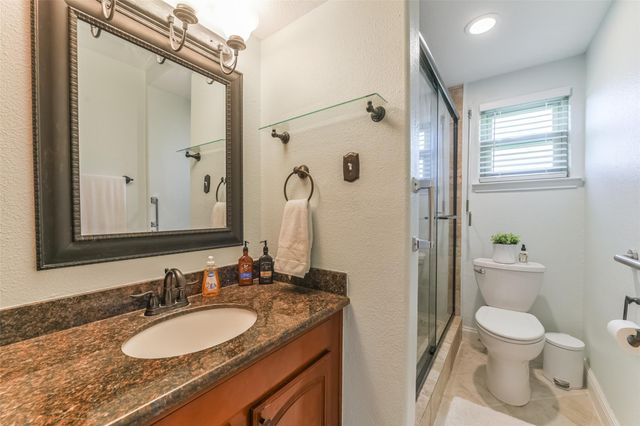 7312 Seawall Boulevard 103, Galveston, TX 77551