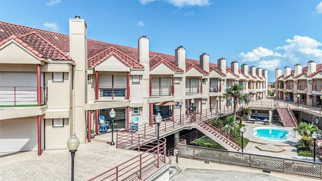 7312 Seawall Boulevard 103, Galveston, TX 77551
