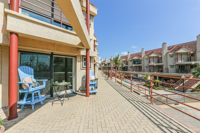 7312 Seawall Boulevard 103, Galveston, TX 77551
