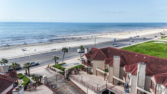 7312 Seawall Boulevard 103, Galveston, TX 77551