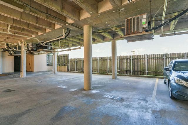 7312 Seawall Boulevard 103, Galveston, TX 77551