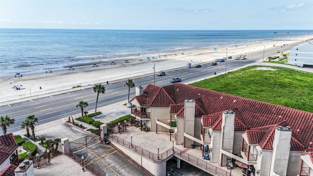 7312 Seawall Boulevard 103, Galveston, TX 77551