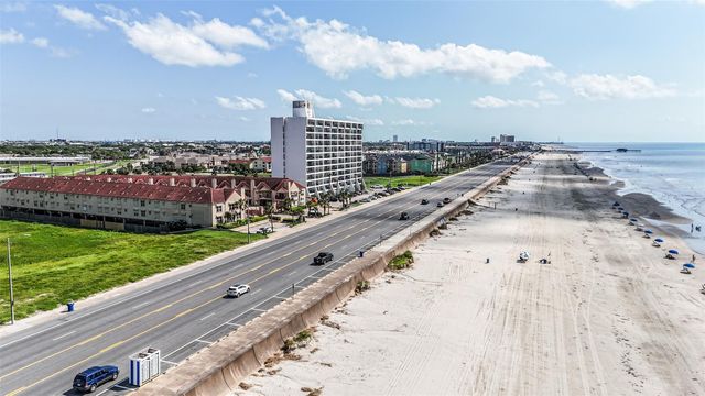 7312 Seawall Boulevard 103, Galveston, TX 77551