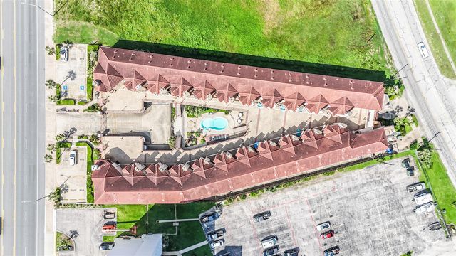 7312 Seawall Boulevard 103, Galveston, TX 77551
