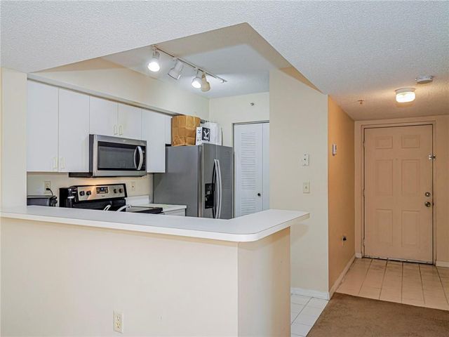 1640 N 42nd Circle 206, Vero Beach, FL 32967