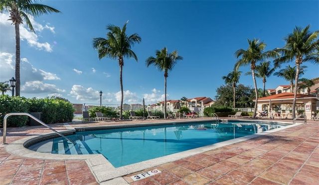 1640 N 42nd Circle 206, Vero Beach, FL 32967