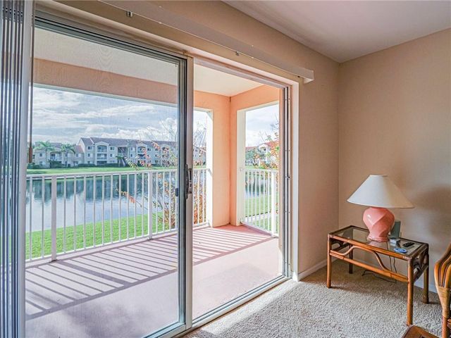 1640 N 42nd Circle 206, Vero Beach, FL 32967