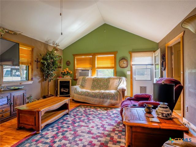 425 Cedar Break Lane, Burnet, TX 78611