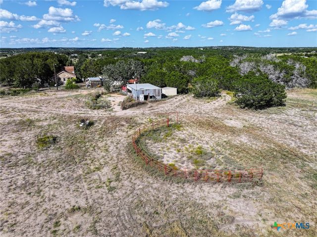 425 Cedar Break Lane, Burnet, TX 78611