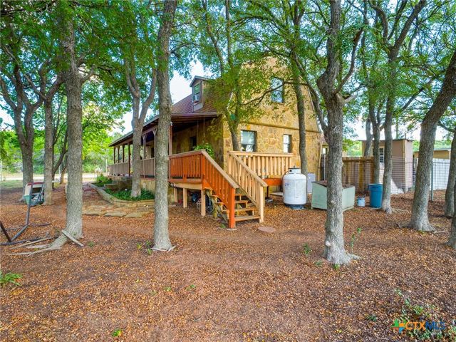 425 Cedar Break Lane, Burnet, TX 78611