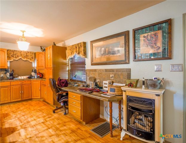 425 Cedar Break Lane, Burnet, TX 78611