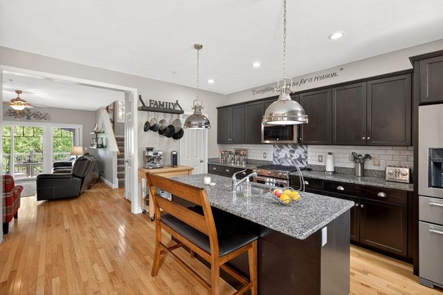 119 Boatwrights Loop, Plymouth, MA 02360