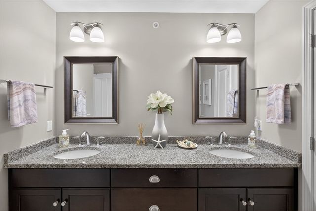 119 Boatwrights Loop, Plymouth, MA 02360