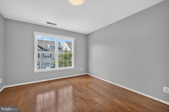 310 SWANTON LN, Gaithersburg, MD 20878