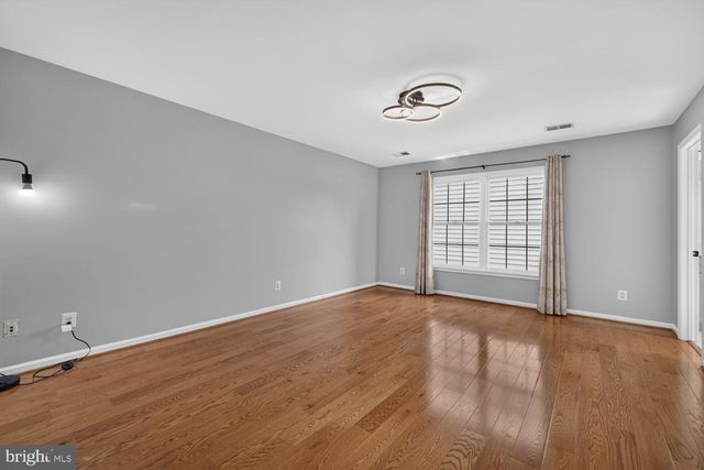 310 SWANTON LN, Gaithersburg, MD 20878