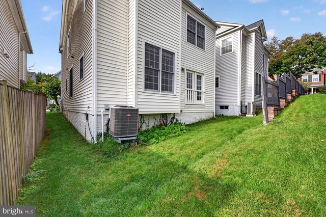 310 SWANTON LN, Gaithersburg, MD 20878