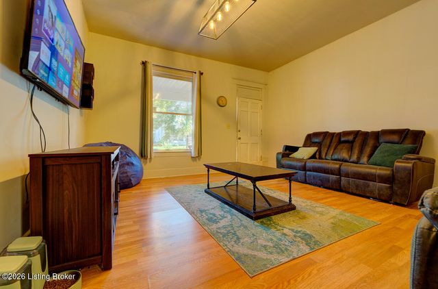 2318 Garland Ave, Louisville, KY 40211