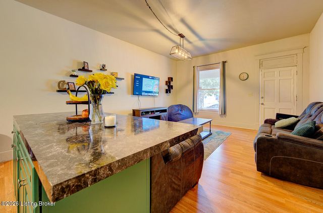 2318 Garland Ave, Louisville, KY 40211