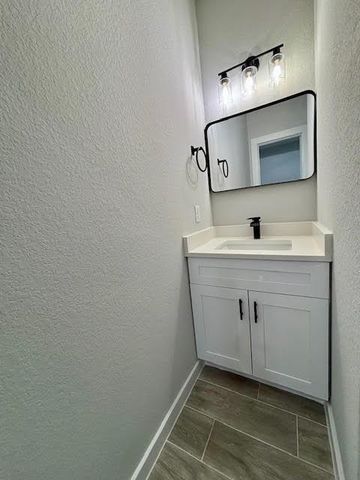 16930 W Lynbrook, Montgomery, TX 77316