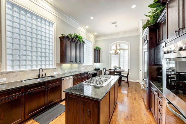 9135 Buffalo Speedway, Houston, TX 77025