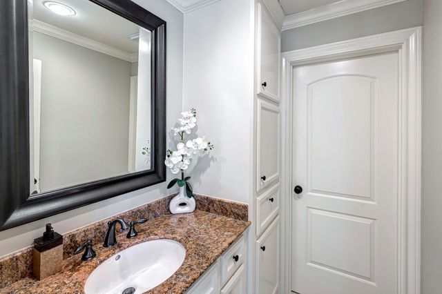 9135 Buffalo Speedway, Houston, TX 77025