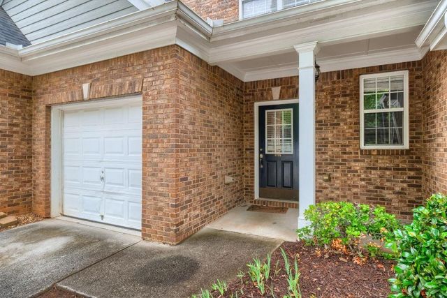 1725 Oakbrook Lane NW, Kennesaw, GA 30152