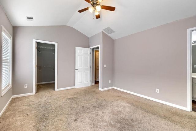 1725 Oakbrook Lane NW, Kennesaw, GA 30152