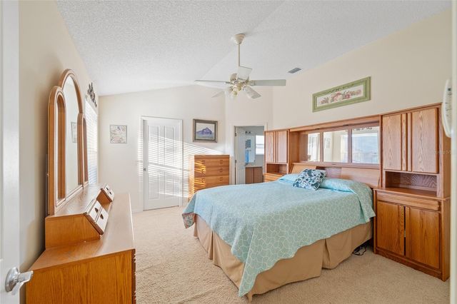 1504 LYNCHBURG LOOP, The Villages, FL 32162