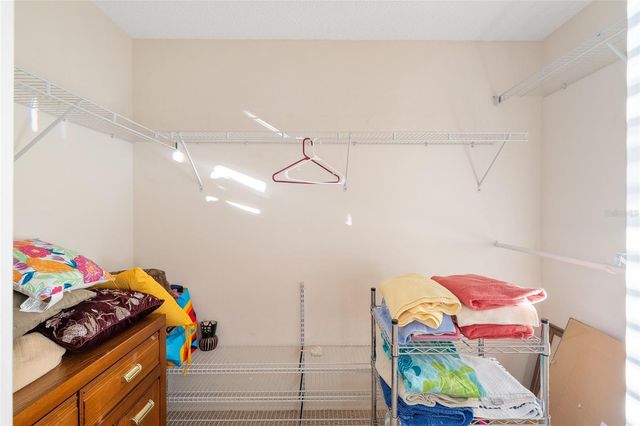 1504 LYNCHBURG LOOP, The Villages, FL 32162