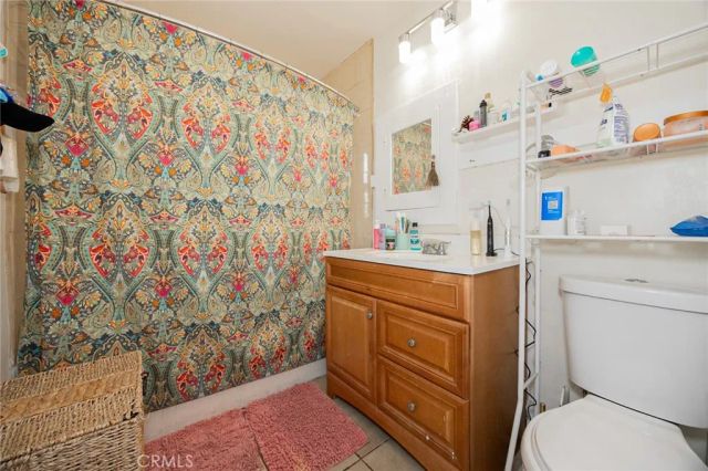 4019 S Van Ness Avenue, Los Angeles, CA 90062