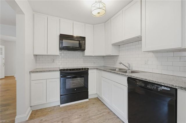 12 California AVE, Portsmouth, VA 23701