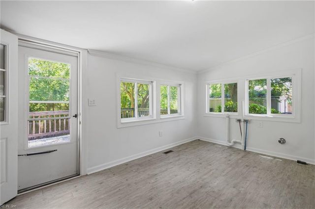 12 California AVE, Portsmouth, VA 23701