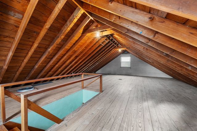 3049 38th Street, Rock Island, IL 61201