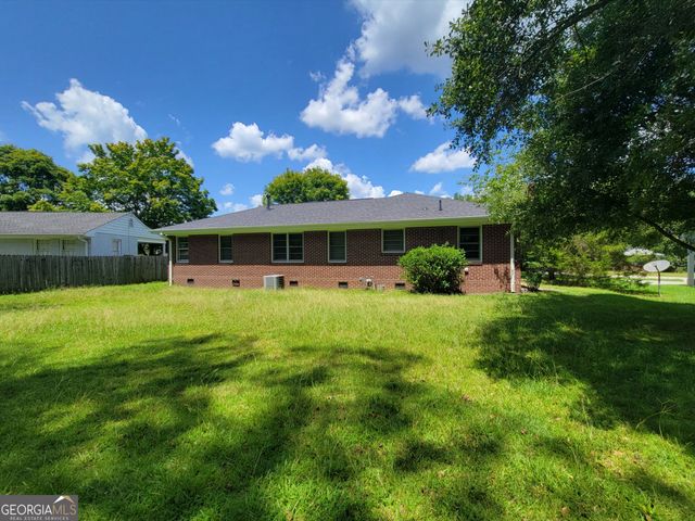 226 James Street, Winder, GA 30680