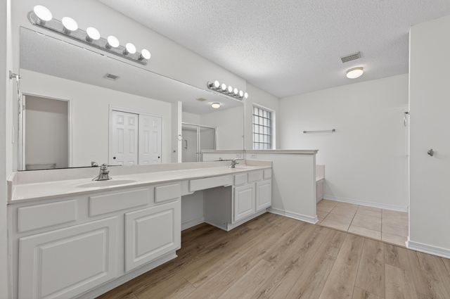 1957 Eagle Lane, Navarre, FL 32566