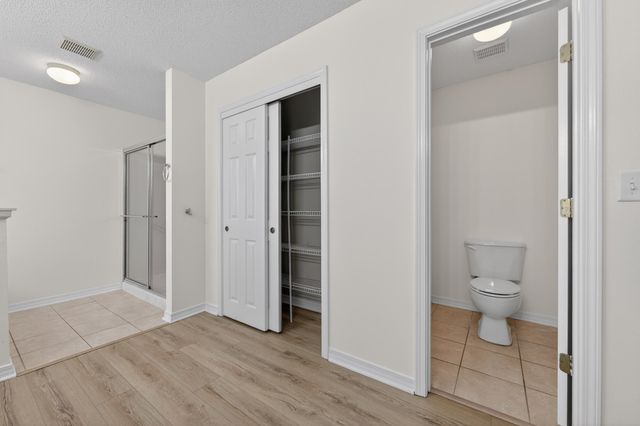 1957 Eagle Lane, Navarre, FL 32566