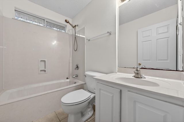 1957 Eagle Lane, Navarre, FL 32566