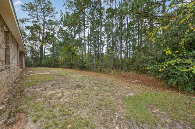 1957 Eagle Lane, Navarre, FL 32566