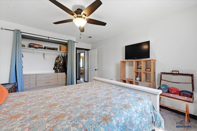 133 E ST FRANCIS, Rapid City, SD 57701