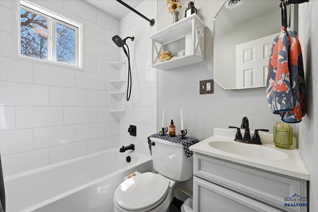 133 E ST FRANCIS, Rapid City, SD 57701